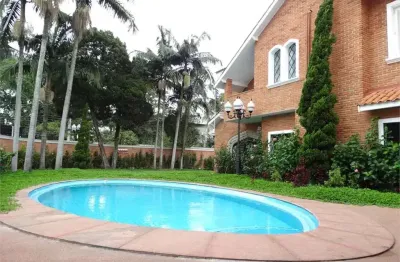 Casa com 850 m², 5 quartos sendo 2 suítes à venda no bairro jardim america.