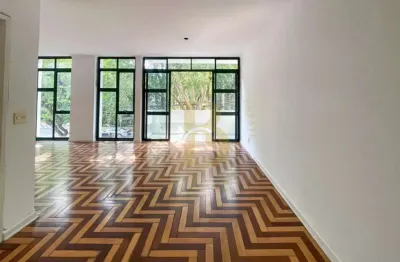 Apartamento com vista e localização privilegiada em frente ao clube pinheiros