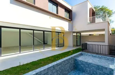 Casa em condomínio com piscina privativa no jardim cordeiro