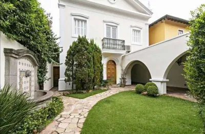 Casa com 300 m², 3 quartos sendo 3 suítes à venda no bairro jardim europa.