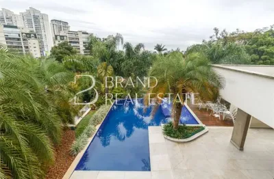 Casa com 881 m², 5 quartos sendo 5 suítes à venda no bairro Santo Amaro.