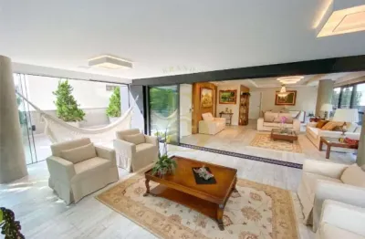 Apartamento garden, com acabamentos refinados, localizado no jardim paulista.