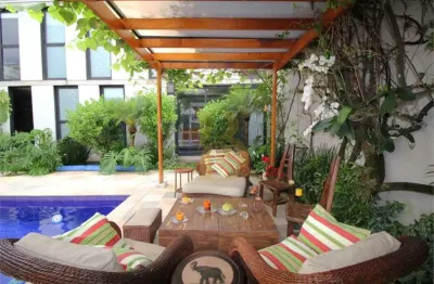 Casa com 500 m², 5 quartos sendo 5 suítes à venda no bairro jardim paulista.