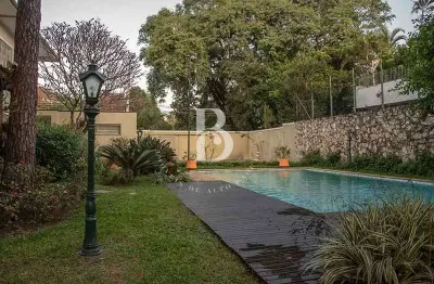 Casa contemporânea com acabamentos impecáveis no jardim américa.