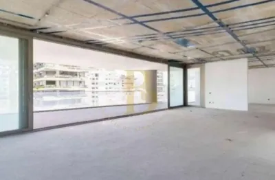 Apartamento com 570m², 4 suítes e 6 vagas de garagem no itaim bibi