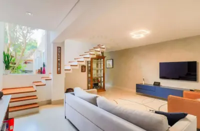 Casa no jardim aeroporto com 3 dormitórios, área gourmet e 2 vagas de garagem!