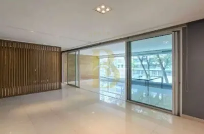 Apartamento à venda com  222m², 03 suítes e 04 vagas no campo belo sp