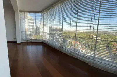 Apartamento com 218 m², 3 quartos sendo 3 suítes à venda no bairro alto de pinheiros.