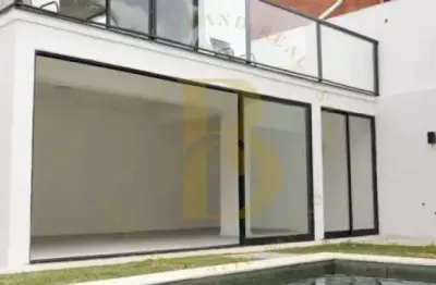 Casa exclusiva na vila madalena com 450m² | 4 quartos | piscina | estilo e arquitetura únicos