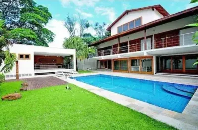 Casa com 878 m², 6 quartos sendo 6 suítes à venda no bairro alto da boa vista.