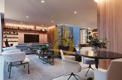 Belissima casa em condomínio com total segurança, localizada no bairro cidade jardim.