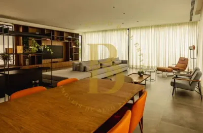 Casa de condomínio á venda com 900m², sendo 4 suítes à venda no bairro santo amaro.