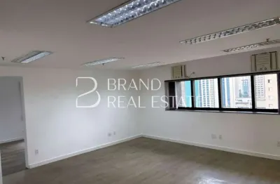 Sala comercial com 2 salas para alugar na Avenida Iraí, 79, Moema, São Paulo