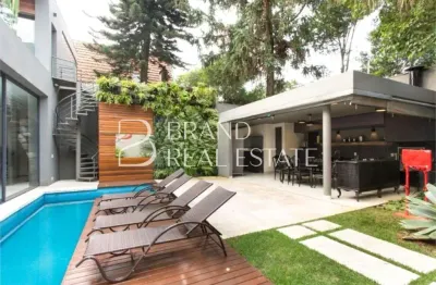 Casa com 695 m², 5 quartos sendo 5 suítes à venda no bairro Campo Belo.