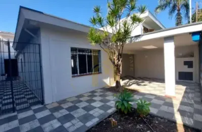 Casa com 220 m², 3 quartos sendo 1 suíte à venda no bairro campo belo.
