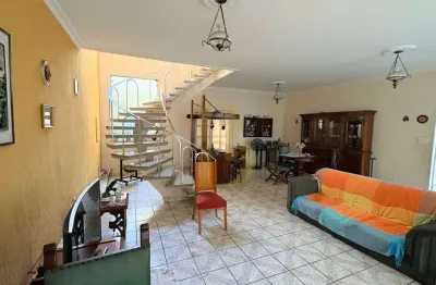 Casa com 3 quartos à venda na Rua Ambrósio Pereira, 49, Campo Belo, São Paulo