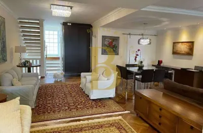 Casa em condomínio fechado, com excelentes acabamentos, localizada na chácara flora.