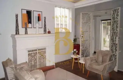 Casa de  320m², 5 quartos , 1 suíte e 6 vagas à venda enfrente  ao museu do ipiranga- vila monumento