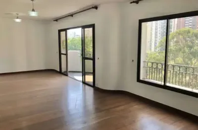 Apartamento com 142 m²em ótima localização na vila nova conceição!