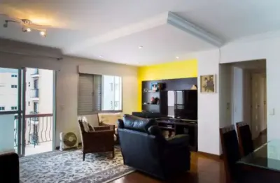 Apartamento à venda com 111 m², 4 quartos sendo 2 suítes, e próximo ao metrô, na vila clementino.