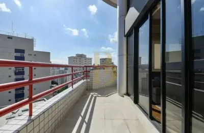 Sofisticado apartamento duplex, localizado no itaim bibi.