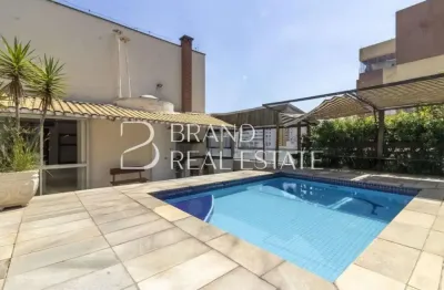 Cobertura á venda com 367m², 3 quartos e 03 vagas no bairro Higienópolis.