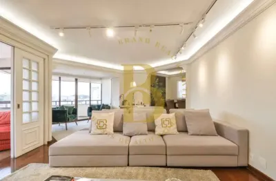 Apartamento com 227m², 4 quartos com varanda, à venda no bairro moema.