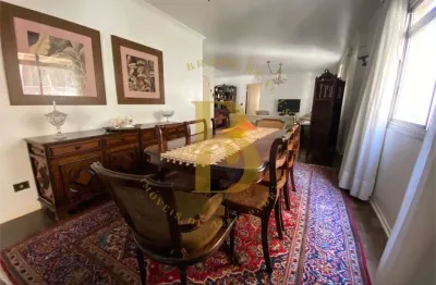 Apartamento á venda de 187 m²,com 3 quartos e 2 vagas no bairro itaim bibi.