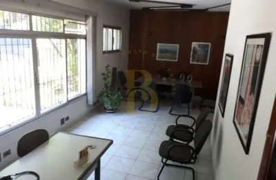 Casa comercial no planalto paulista ? 275m² de espaço funcional e bem localizado!