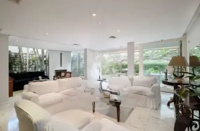 Casa com 274 m², 3 quartos sendo 1 suíte à venda no bairro jardim europa.