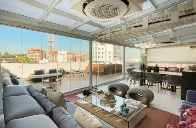 Cobertura á venda de 262 m², com 02 suítes e 02 vagas no bairro alto da lapa.