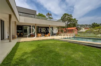 Casa com 540 m², 3 quartos sendo 3 suítes à venda no bairro Santo Amaro.