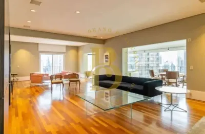 Apartamento para locação de 512m² privativos, com 04 suítes e 08 vagas na vila nova conceição