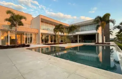 Casa exclusiva no condomínio quinta da baronesa, com 1086m² e 07 suítes