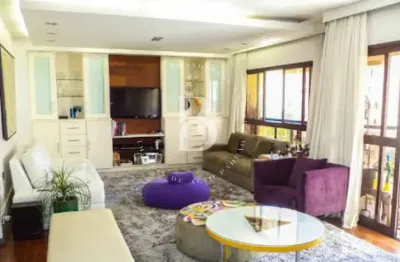 Apartamento em andar alto e vista permanente no bairro itaim bibi.