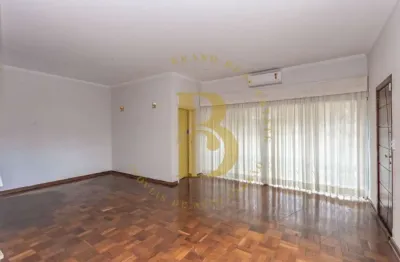 Casa comercial ideal para coworking com 237 m², varias salas para escritórios à venda no bairro broo