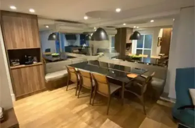 Apartamento reformada á venda de 88m², com 02 dormitórios e 02 vagas próximo ao metrô paraíso.