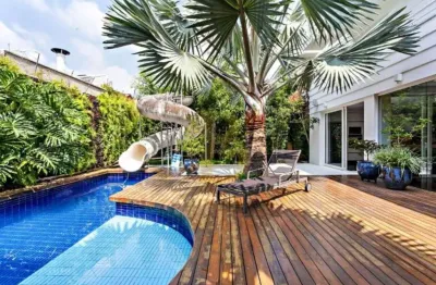 'exclusividade e sofisticação: casa dos sonhos com piscina no alto da boa vista'