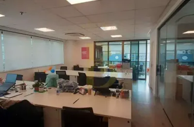 Conjunto comercial para locação em pinheiros ? 232m² com 4 vagas.