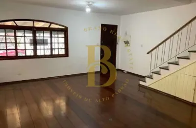 Casa á venda de 138 m², com 3 quartos e 2 vagas no bairro brooklin.