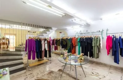 Comercial com 150 m², 5 quartos sendo 0 suíte à venda no bairro vila nova conceição.