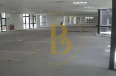Comercial com 723.32 m², para alugar no bairro Vila Cordeiro.