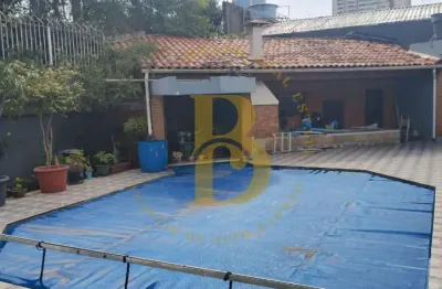 Casa com 480 m², 5 quartos sendo 2 suítes à venda no bairro vila cordeiro.