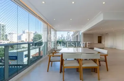 Apartamento com 237.36 m², 3 quartos sendo 3 suítes à venda no bairro Moema Pássaros.