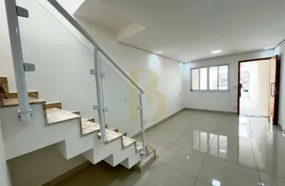 Casa á venda de 110m², com 03 quartos e 02 vagas no jardim santa cruz sp