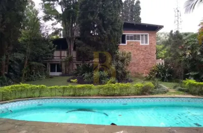 Casa com 454 m², 3 quartos sendo 1 suíte à venda no bairro chácara monte alegre.