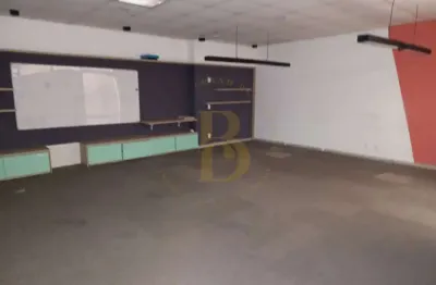 Comercial com 1025 m²,  para alugar no bairro vila nova conceição.