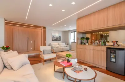 Apartamento reformado em perdizes!!  com 177 m², 3 suítes e 3 vagas de garagem.