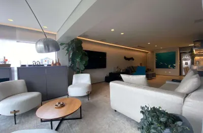 Apartamento com 105 m², 2 suítes e 2 vagas de garagem à venda no bairro campo belo.