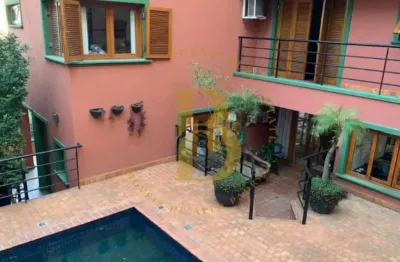 Casa com 490 m², 4 quartos sendo 4 suítes à venda no bairro cidade jardim.